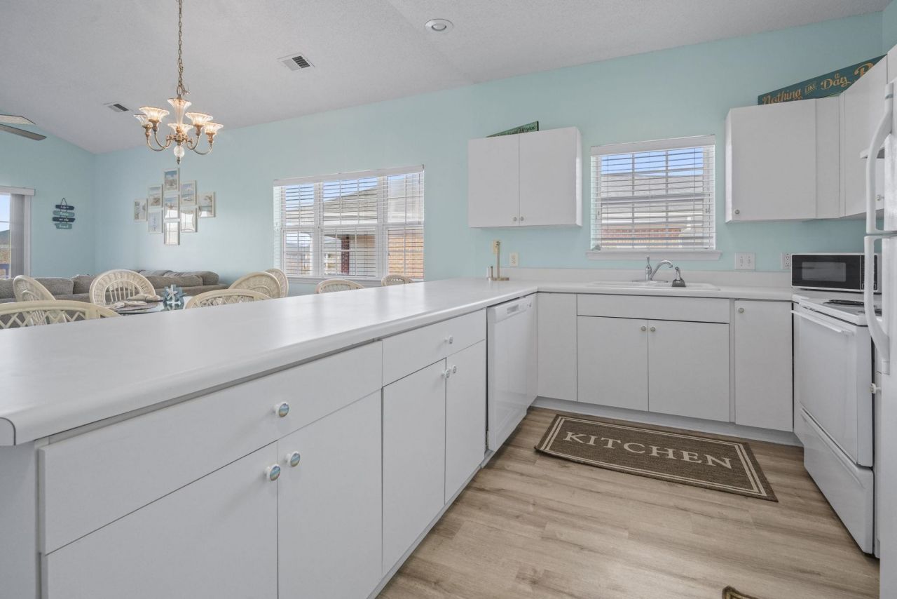 3915 Gladiola Ct. Photo 14