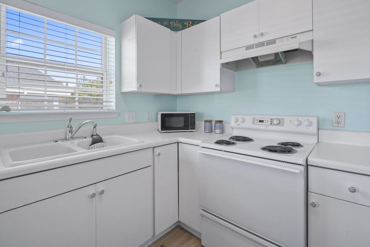 3915 Gladiola Ct. Photo 16