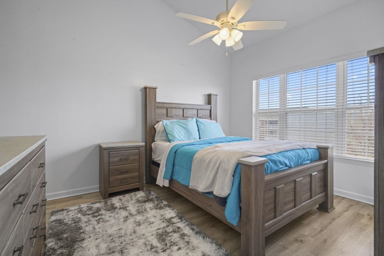 3915 Gladiola Ct. Photo 23