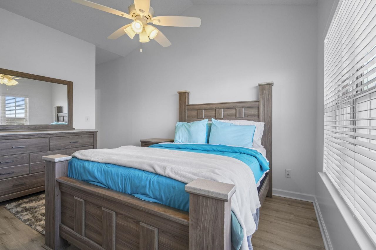 3915 Gladiola Ct. Photo 24