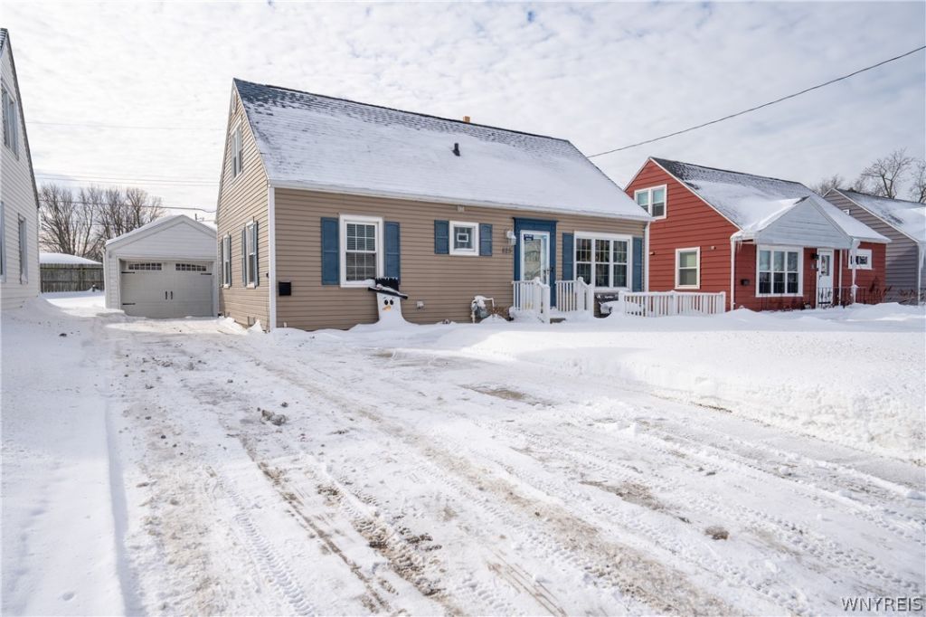 825 Brighton Road, Tonawanda, NY 14150 Main Photo