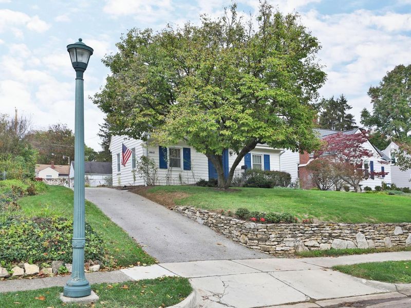 885 Francis Avenue, Columbus, OH 43209 Photo 2