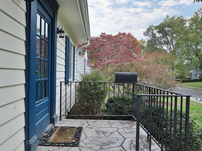 885 Francis Avenue, Columbus, OH 43209 Photo 9