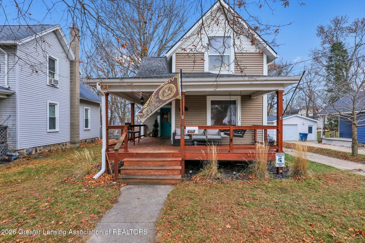 323 Johnson Street, Charlotte, MI 48813 Main Photo