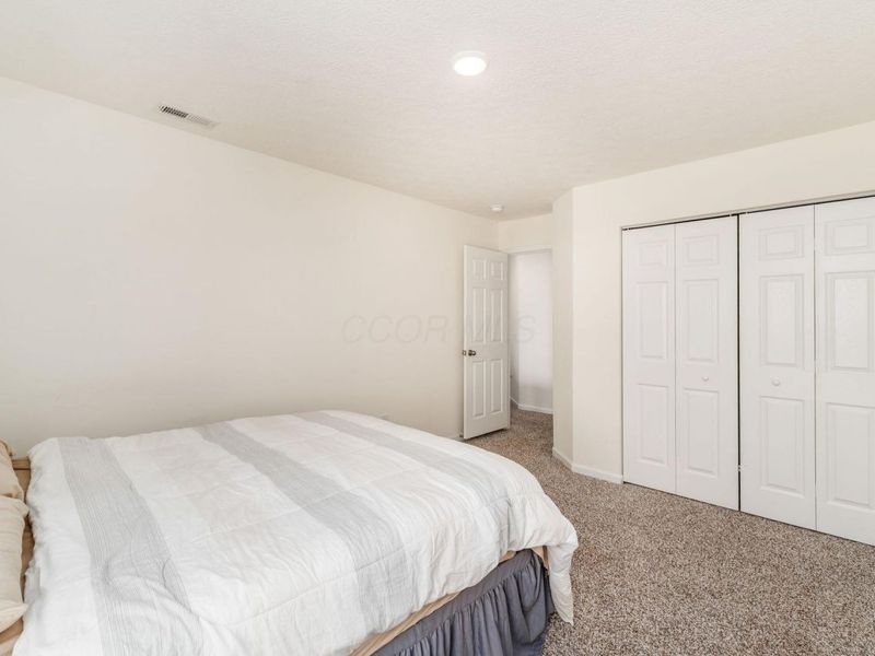 1603 Lewes Castle Drive, Grove City, OH 43123 Photo 25