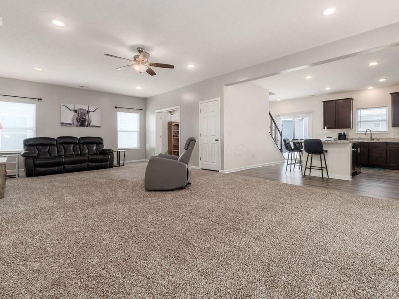 1603 Lewes Castle Drive, Grove City, OH 43123 Photo 6