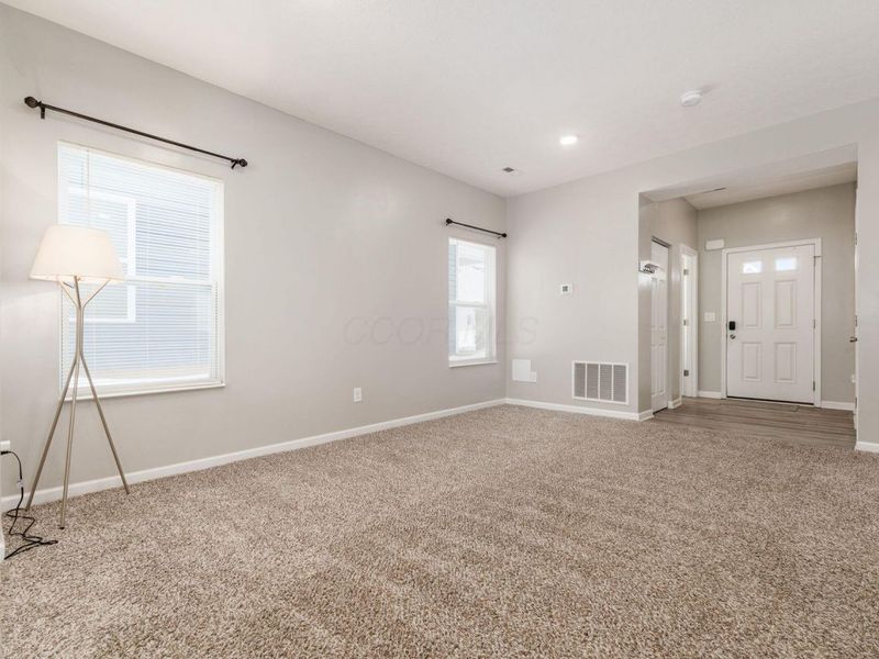 1603 Lewes Castle Drive, Grove City, OH 43123 Photo 8