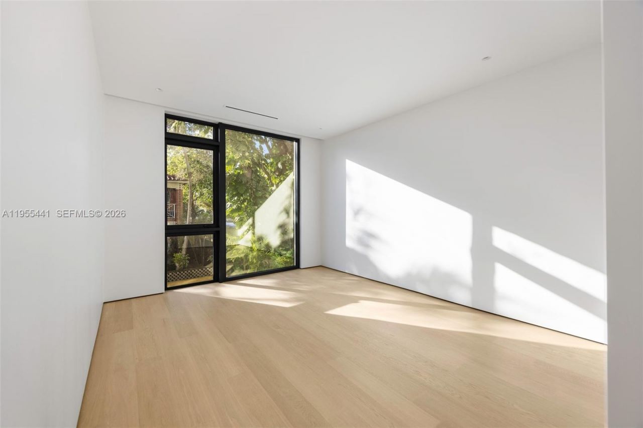 3144 Elizabeth St, Coconut Grove, FL 33133 Photo