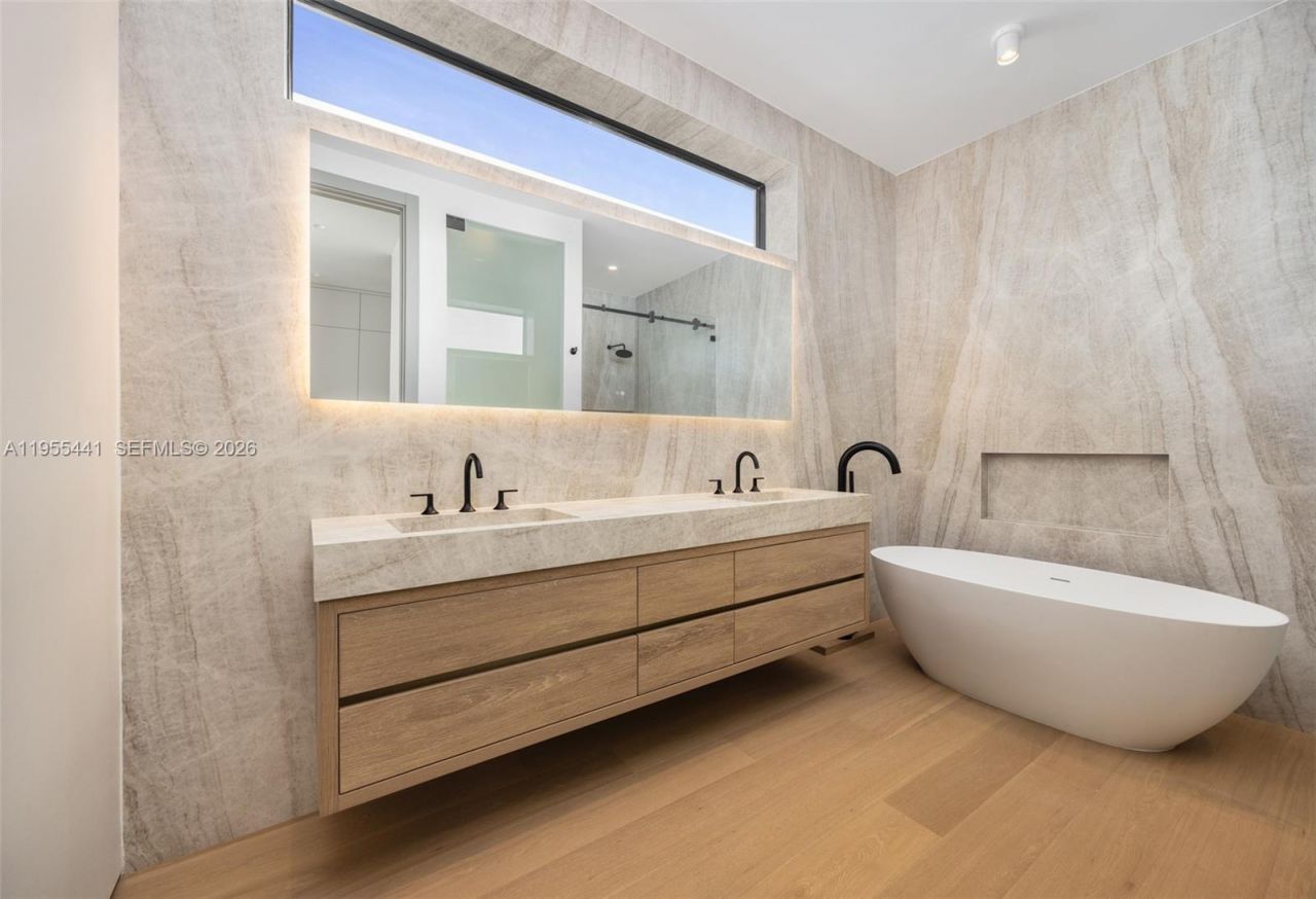 3144 Elizabeth St, Coconut Grove, FL 33133 Photo
