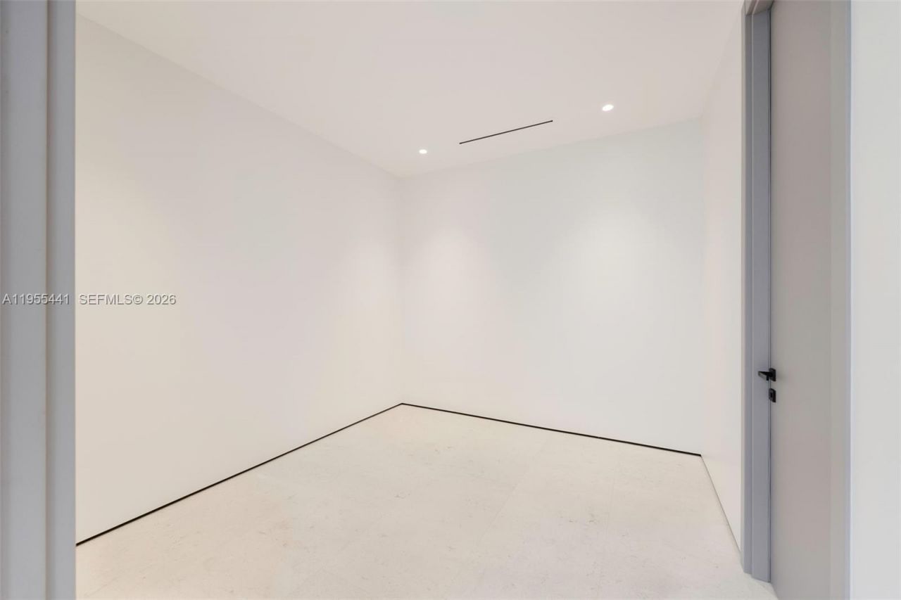 3144 Elizabeth St, Coconut Grove, FL 33133 Photo