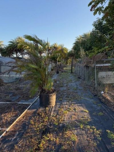 17450 SW 208th St, Miami, FL 33187 Photo