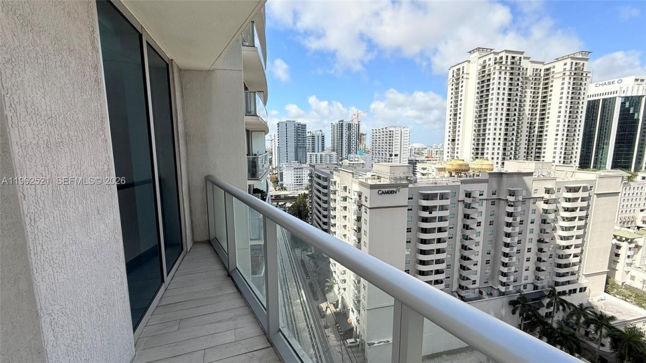 1100 S Miami Ave, Unit 1710, Miami, FL 33130 Photo