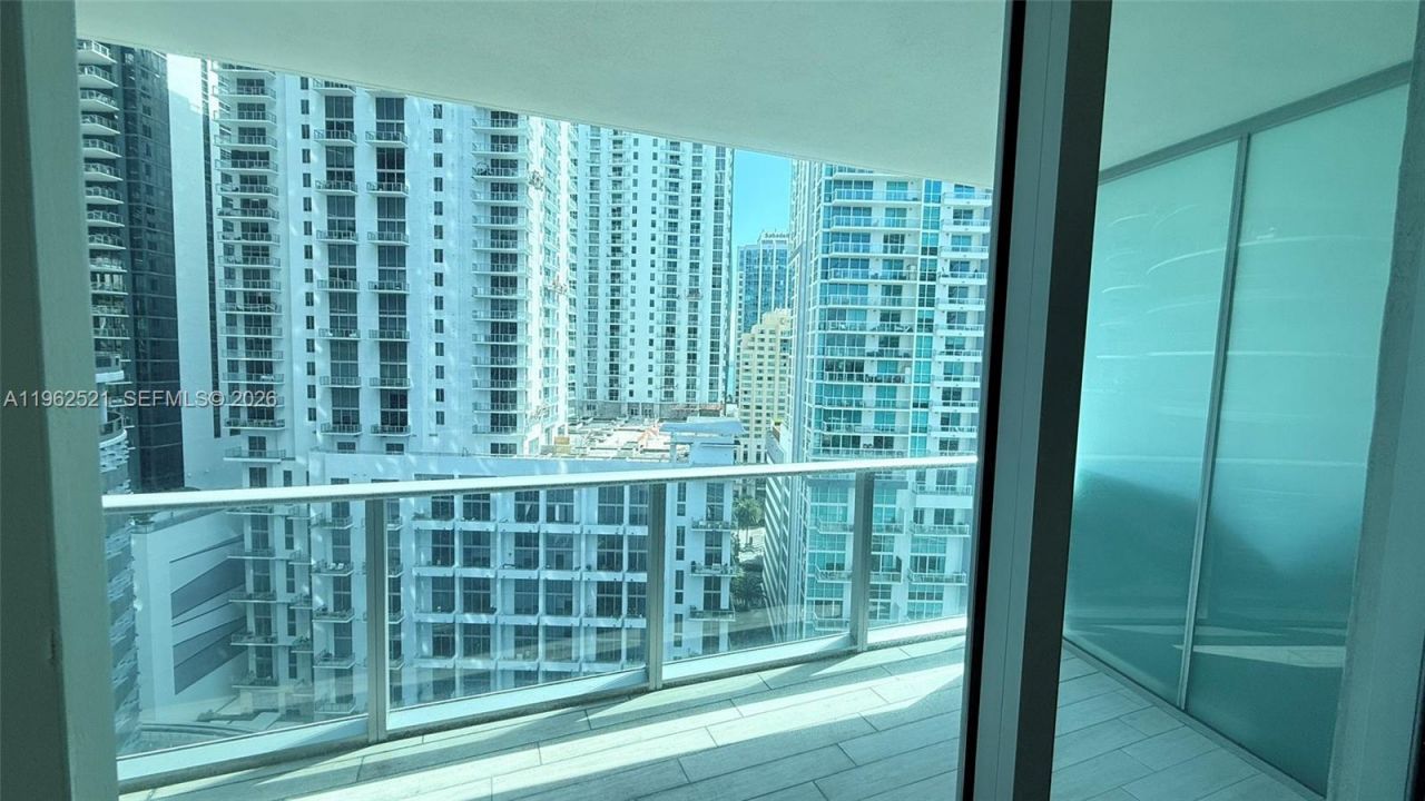 1100 S Miami Ave, Unit 1710, Miami, FL 33130 Photo