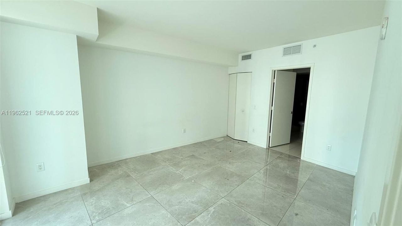 1100 S Miami Ave, Unit 1710, Miami, FL 33130 Photo