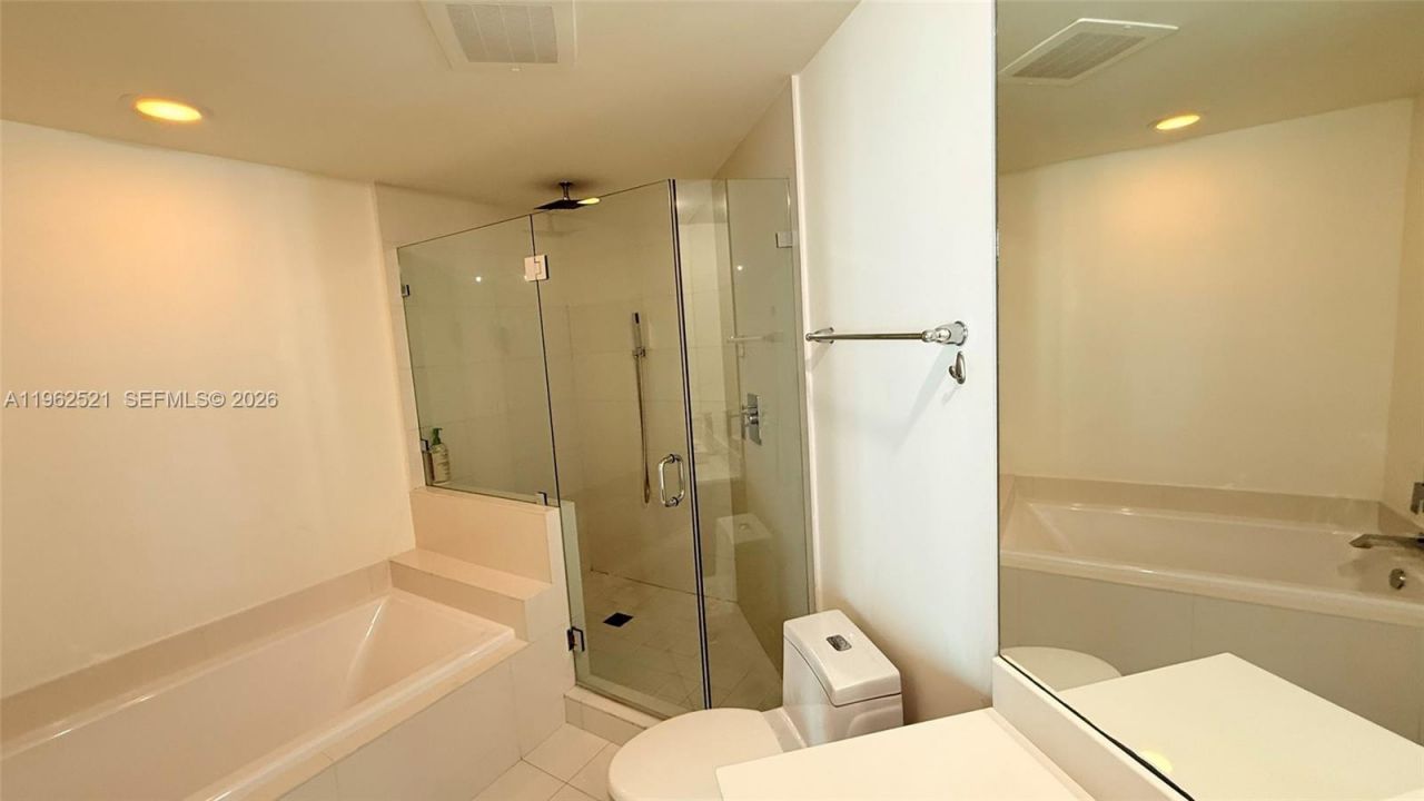 1100 S Miami Ave, Unit 1710, Miami, FL 33130 Photo