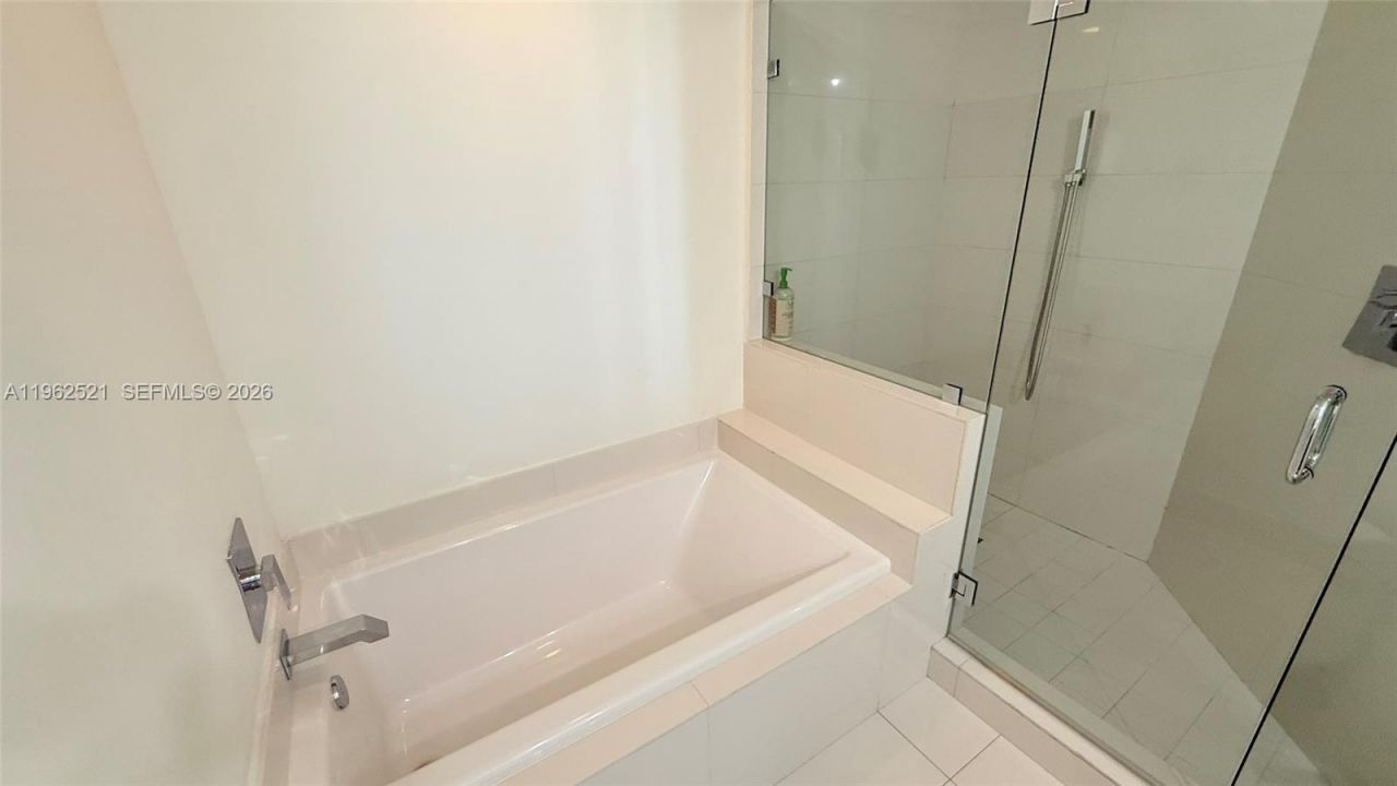 1100 S Miami Ave, Unit 1710, Miami, FL 33130 Photo