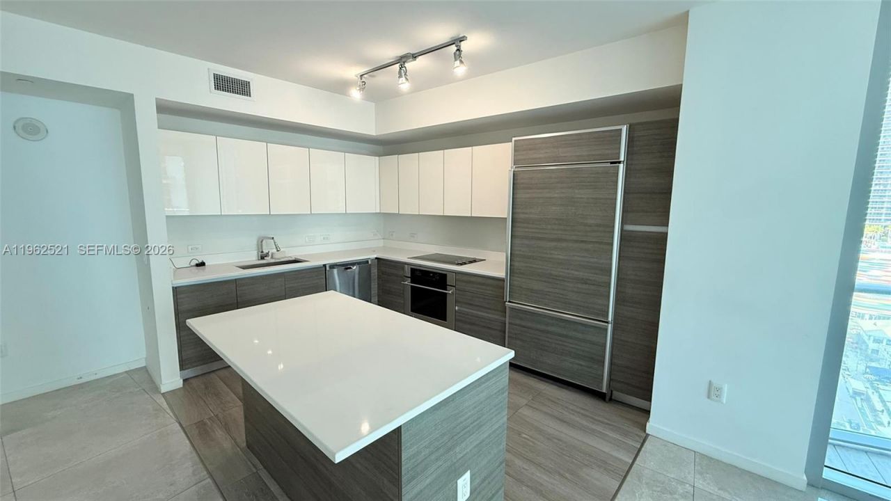 1100 S Miami Ave, Unit 1710, Miami, FL 33130 Photo