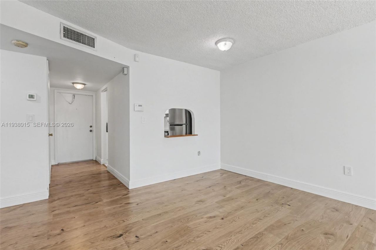 2831 Sunrise Lakes Dr. E , Unit 204, Sunrise, FL 33322 Photo