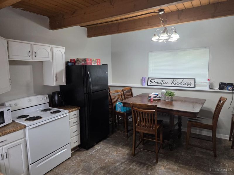 2114 Saint Leo Place, Cheviot, OH 45211 Photo 7