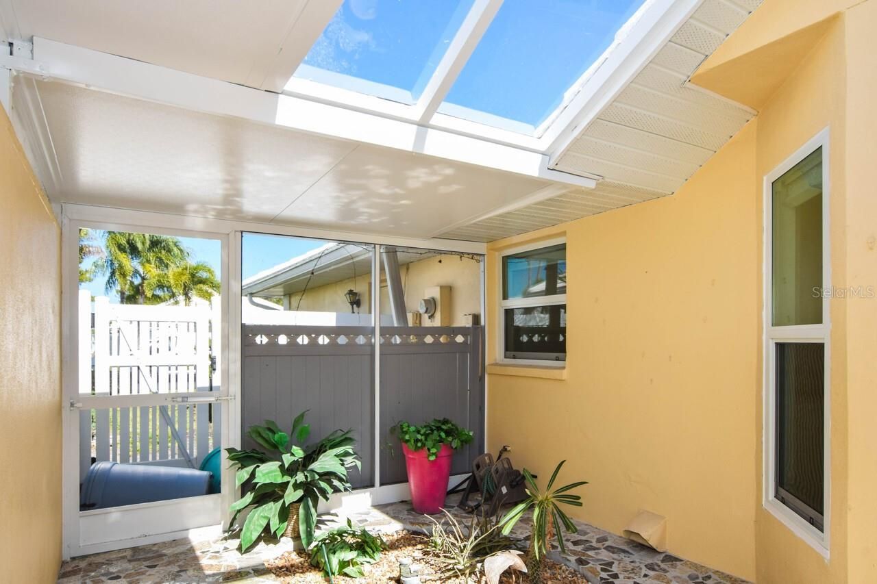 761 Harrington Lake Drive N, Unit 61, Venice, FL 34293 Photo