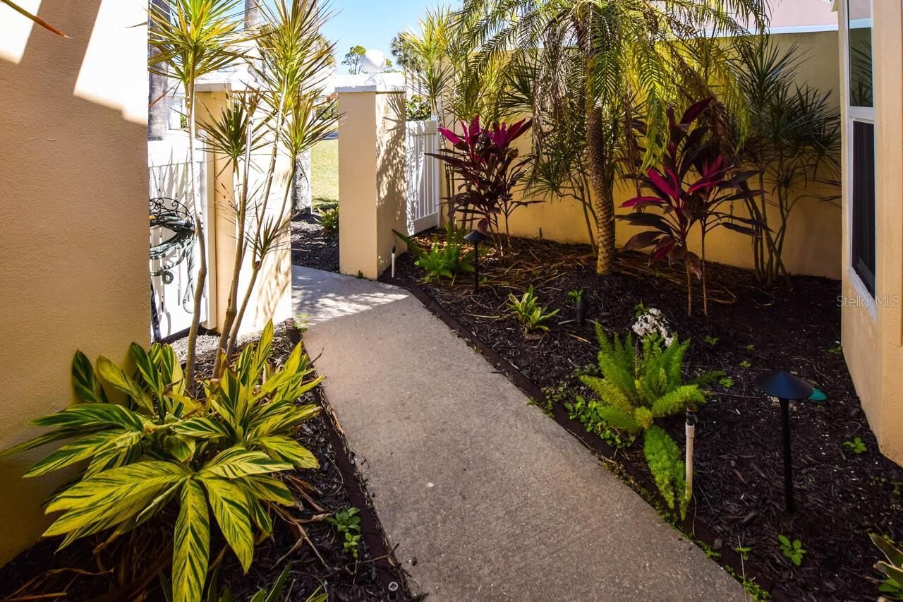 761 Harrington Lake Drive N, Unit 61, Venice, FL 34293 Photo