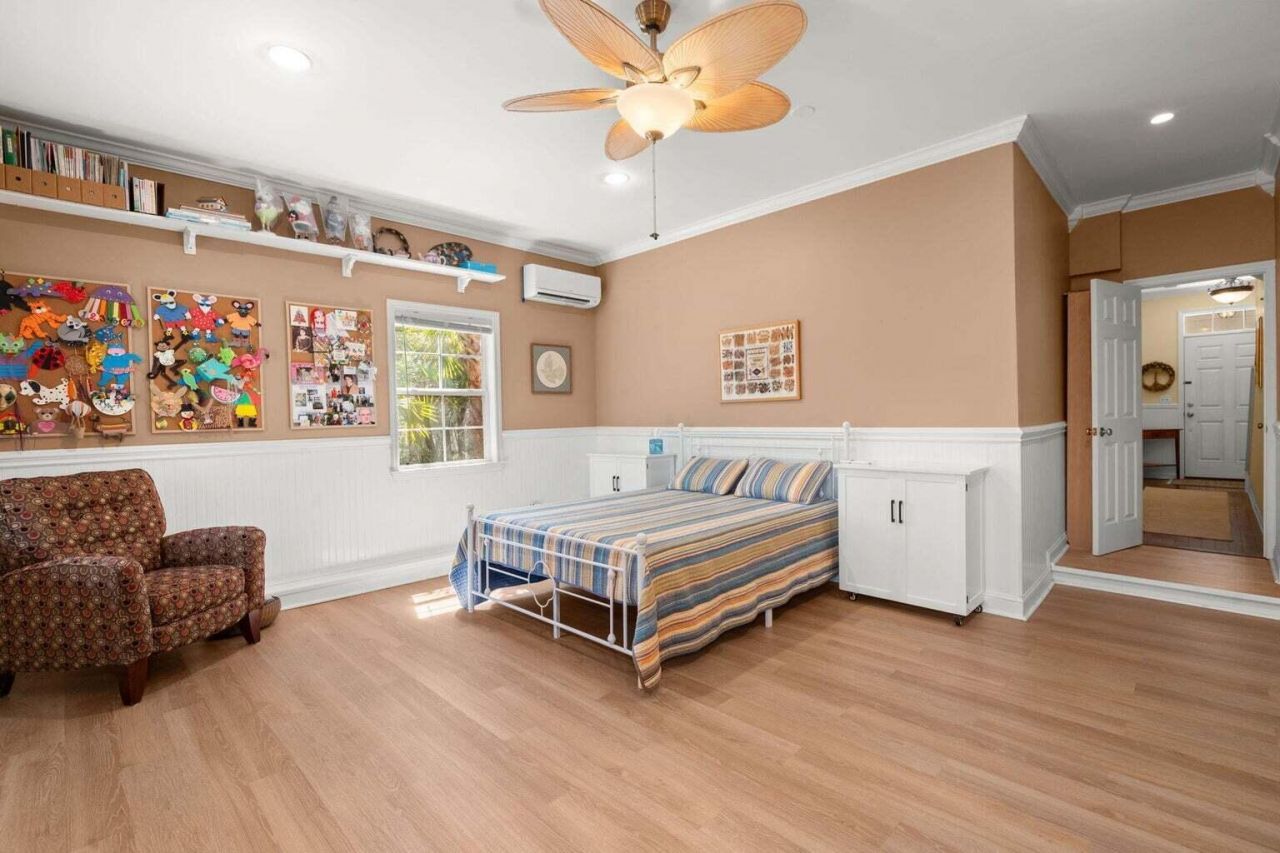 164 Palm Cove Way Photo 5