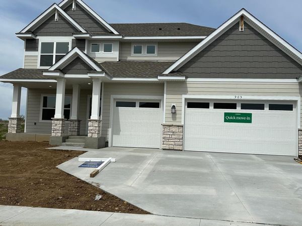 905 Milborne Lane NW, Rochester, MN 55901