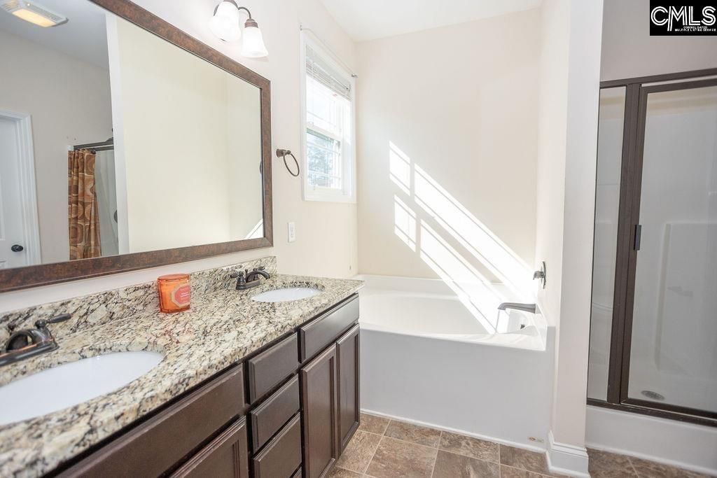 141 Coatbridge Drive Photo 19