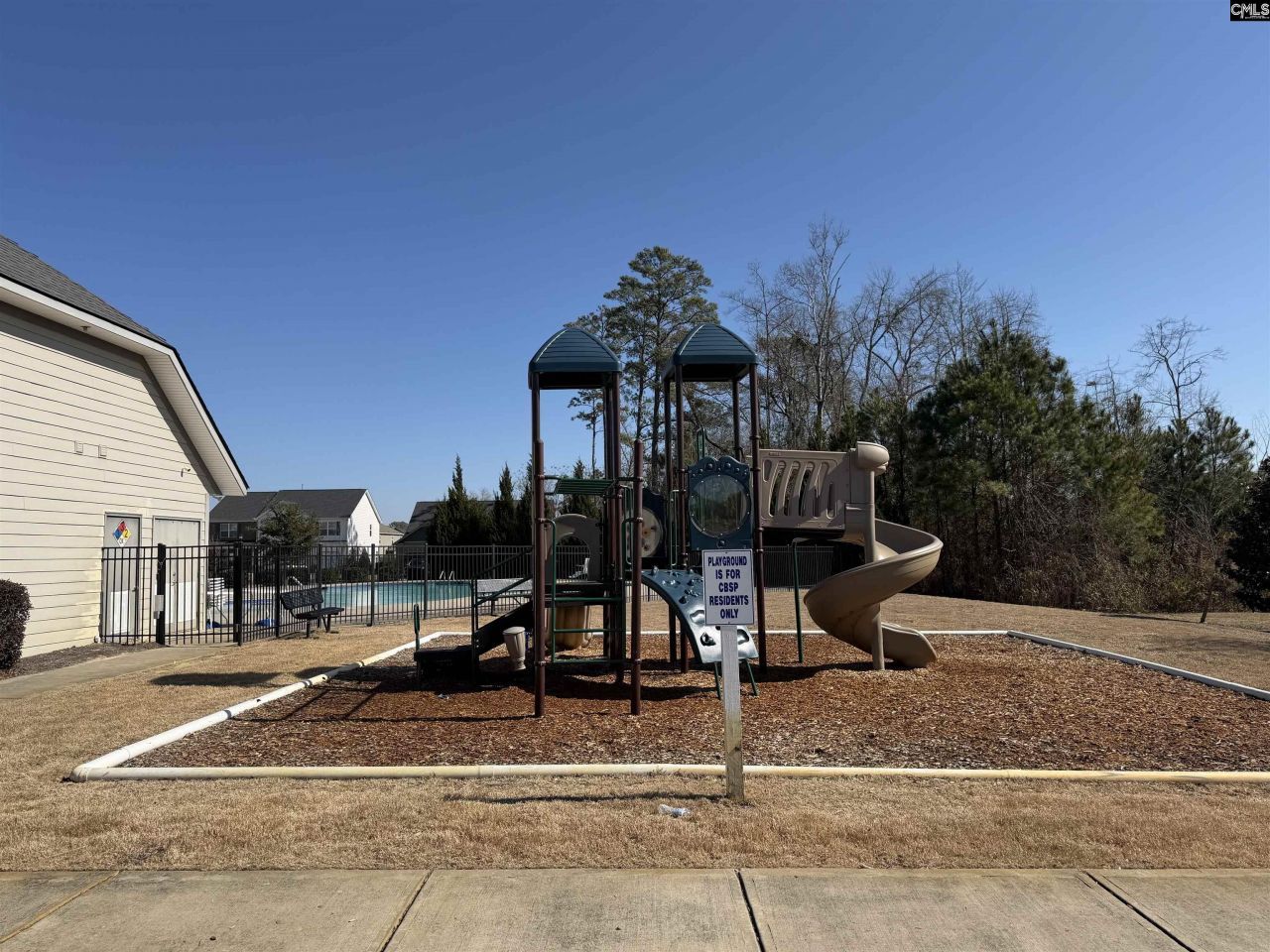 141 Coatbridge Drive Photo 38