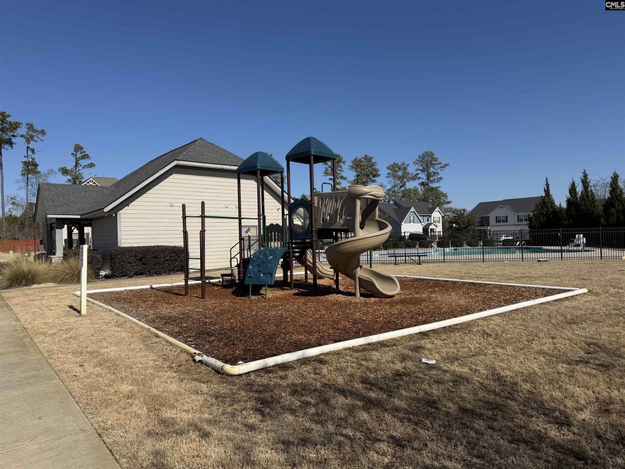 141 Coatbridge Drive Photo 39