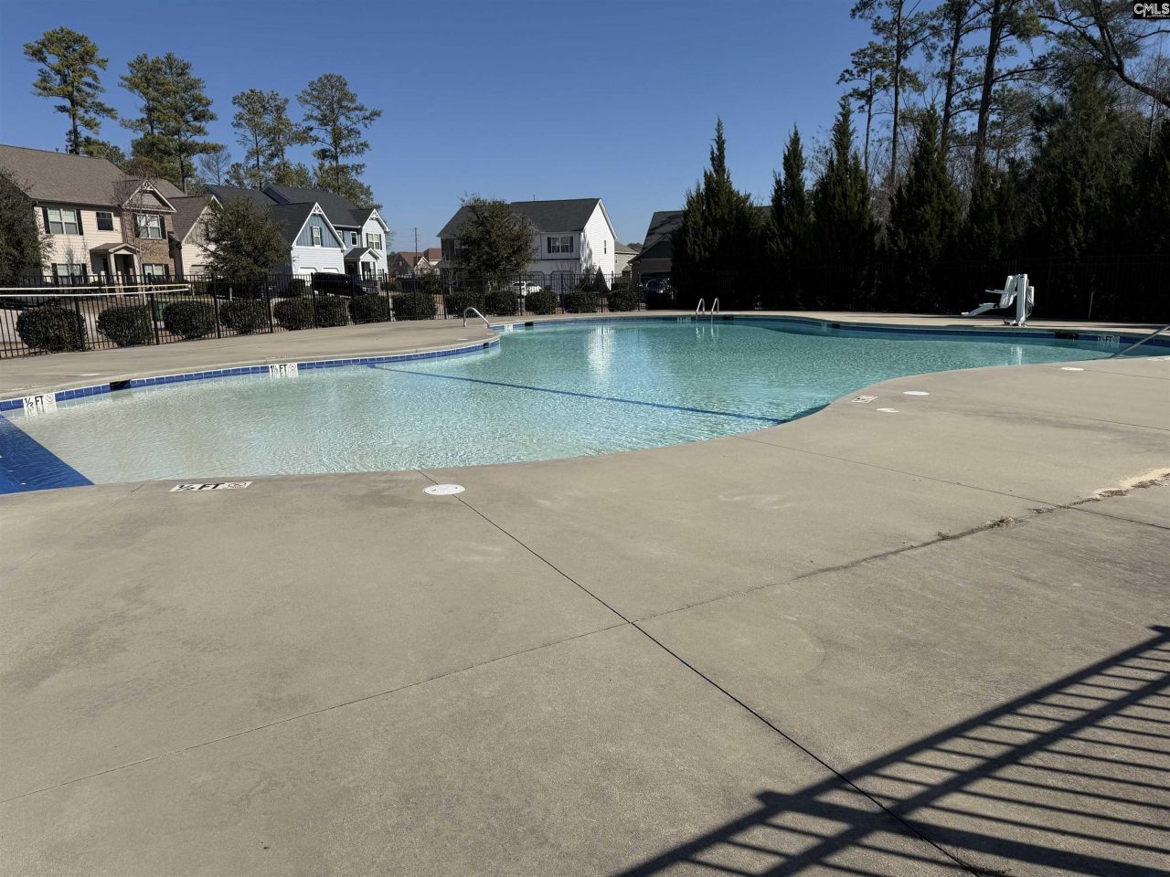 141 Coatbridge Drive Photo 40