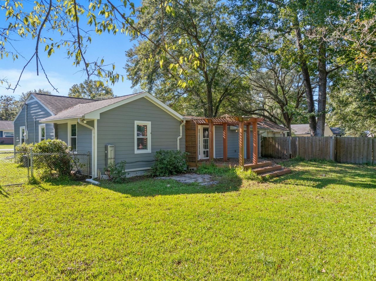 5806 Edinburgh Drive Photo 37