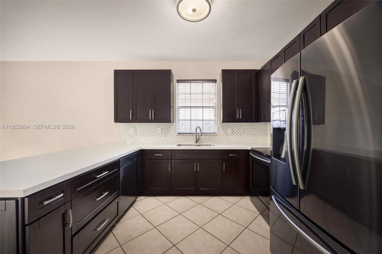 15963 SW 99th Ln, Miami, FL 33196 Photo