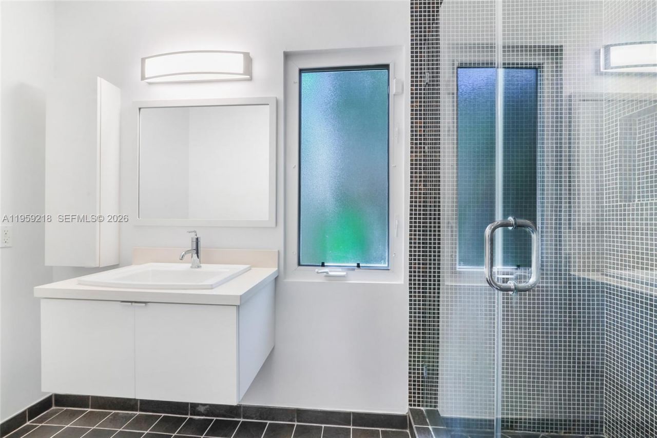 147 Golden Beach Dr, Golden Beach, FL 33160 Photo