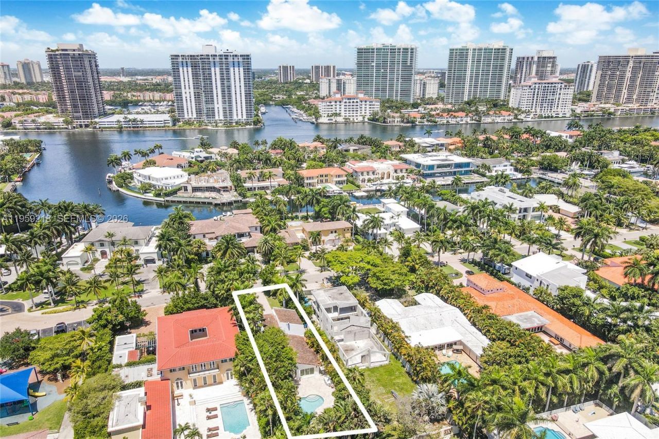 147 Golden Beach Dr, Golden Beach, FL 33160 Photo