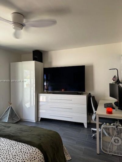 21300 San Simeon Way, Unit 01, Miami, FL 33179 Photo