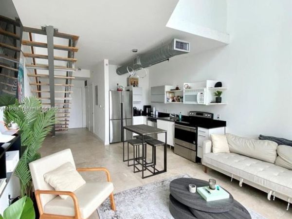 690 SW 1st Ct, Unit 1715, Miami, FL 33130