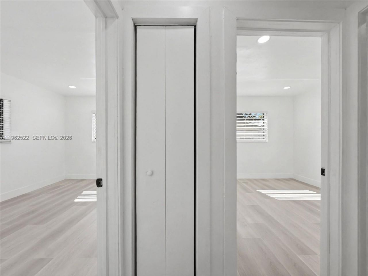 15694 NE 10th Ct, North Miami Beach, FL 33162 Photo