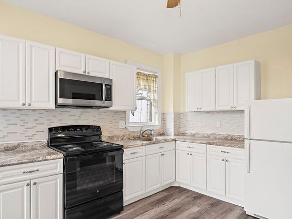 100 North Franklin, Unit 2, Holbrook, MA 02343