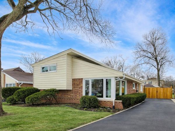 1334 Ferndale Avenue, Highland Park, IL 60035