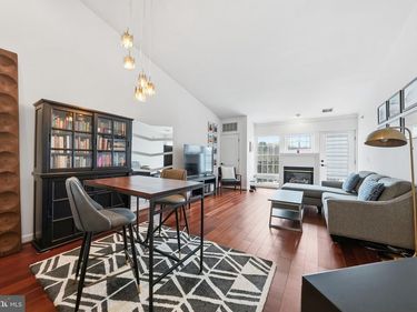 6940 FAIRFAX DRIVE, Unit 406, ARLINGTON, VA 22213