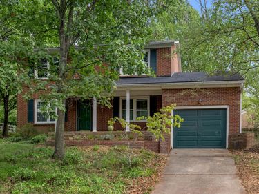 1748 Brook Park Drive, Lexington, KY 40515