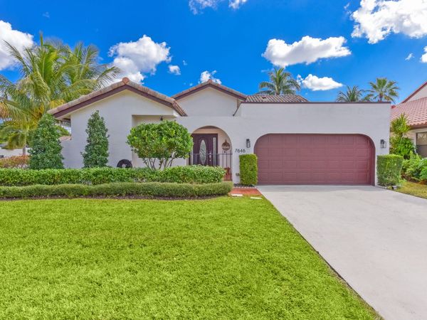 7646 Solimar Circle, Boca Raton, FL 33433