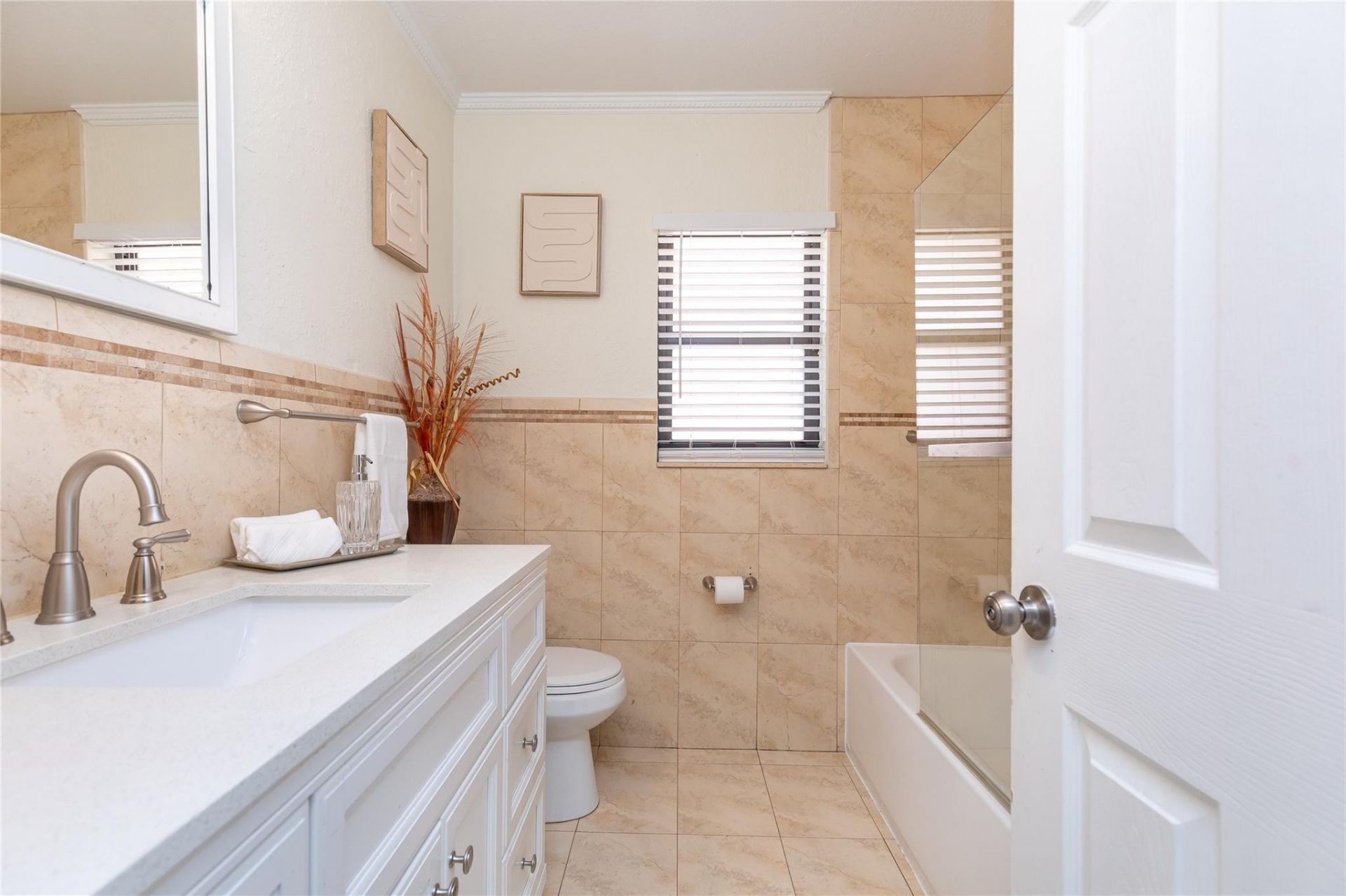 6484 NW 55th Manor, Coral Springs, FL 33067 Photo