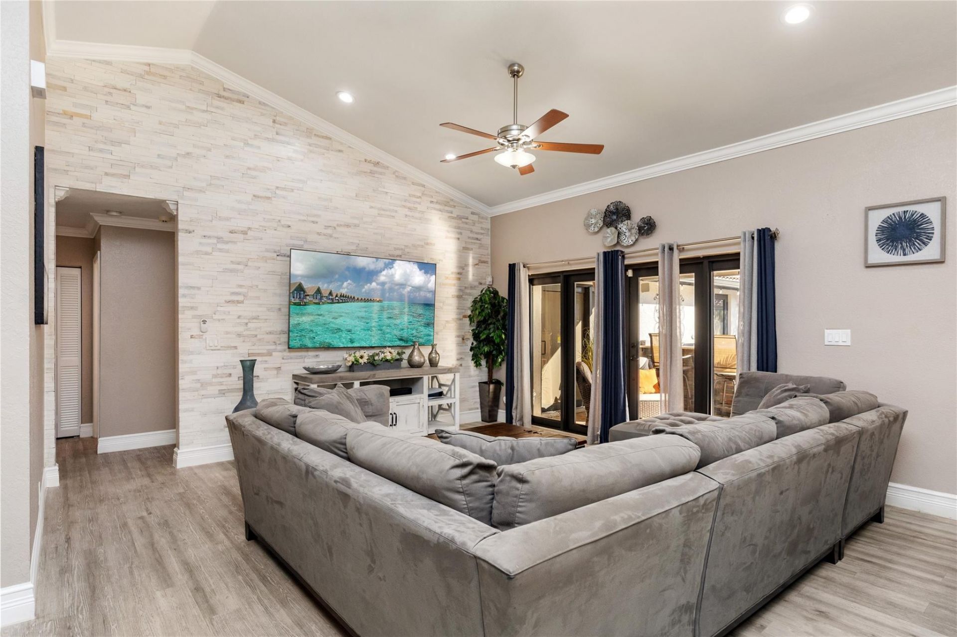 6484 NW 55th Manor, Coral Springs, FL 33067 Photo