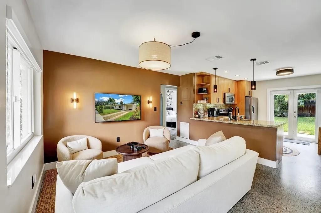 820 NE 17th Street, Fort Lauderdale, FL 33305 Photo