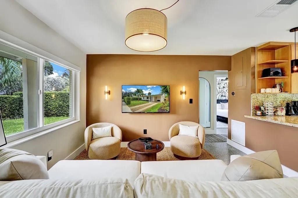 820 NE 17th Street, Fort Lauderdale, FL 33305 Photo