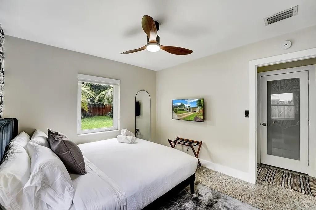 820 NE 17th Street, Fort Lauderdale, FL 33305 Photo