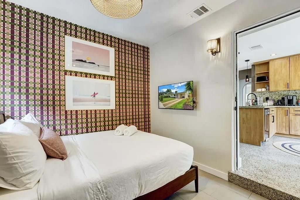 820 NE 17th Street, Fort Lauderdale, FL 33305 Photo