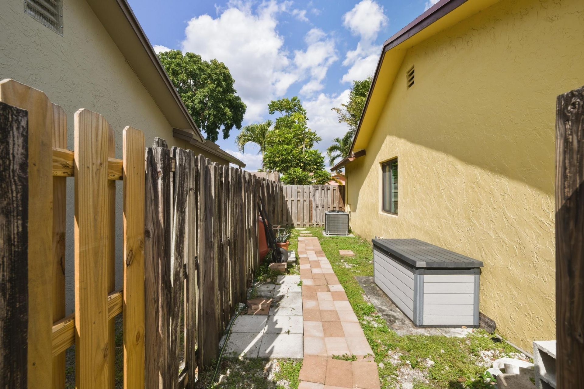 10955 NW 27th Street, Sunrise, FL 33322 Photo